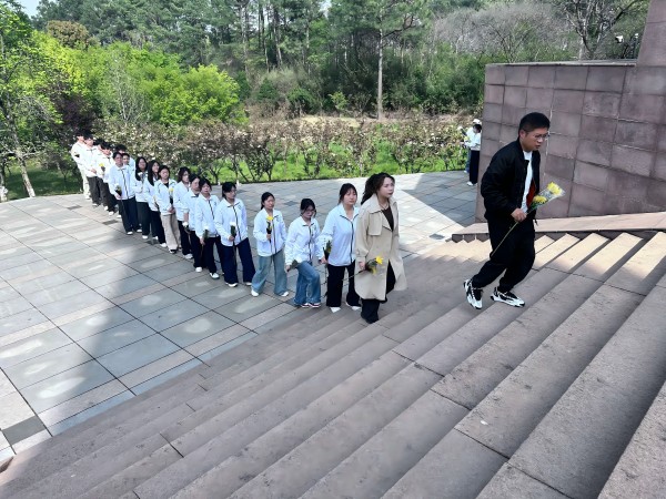 2025.4.7 清明活动1(1).jpg